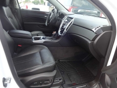 Used 2016  Cadillac SRX 4d SUV AWD Luxury at Rose Automotive near Hamilton&comma; OH