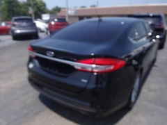 Used 2017 Ford Fusion 4d Sedan SE 2.5L at Rose Automotive near Hamilton, OH