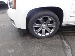 Used 2017  GMC Yukon 4d SUV 4WD Denali at Rose Automotive near Hamilton&comma; OH