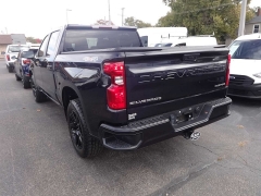 Used 2022  Chevrolet Silverado 1500 4WD Crew Cab 147" Custom at Rose Automotive near Hamilton, OH
