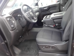 Used 2022  Chevrolet Silverado 1500 4WD Crew Cab 147" Custom at Rose Automotive near Hamilton, OH