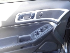 Used 2015  Ford Explorer 4d SUV 4WD XLT at Rose Automotive near Hamilton&comma; OH