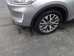 Used 2021  Ford Escape Titanium AWD at Rose Automotive near Hamilton&comma; OH