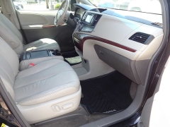 Used 2014 Toyota Sienna 4d Wagon XLE at Rose Automotive near Hamilton, OH