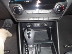 Used 2018  Hyundai Tucson 4d SUV AWD SE at Rose Automotive near Hamilton&comma; OH