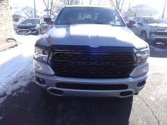 Used 2022  Ram 1500 4WD Big Horn Quad Cab 6'4" Box at Rose Automotive near Hamilton&comma; OH