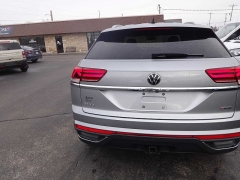 Used 2020  Volkswagen Atlas Cross Sport 3&period;6L V6 SE w&sol;Technology 4MOTION at Rose Automotive near Hamilton&comma; OH