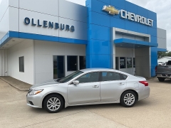 Used 2016 Nissan Altima 4d Sedan 2.5L S at Ollenburg Motors near Garner, IA
