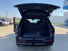 New 2027  Chevrolet Traverse AWD 4dr High Country w&sol;2LZ at Ollenburg Motors near Garner&comma; IA