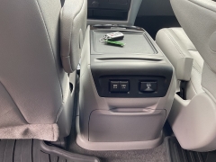 Used 2018  Toyota Sienna 4d Wagon XLE 7-Pass w&sol;Auto Access Seat at Ollenburg Motors near Garner&comma; IA