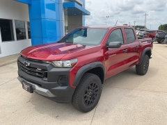 New 2025 Chevrolet Colorado 4WD Crew Cab Trail Boss at Ollenburg Motors near Garner, IA
