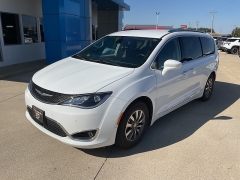 Used 2019 Chrysler Pacifica 4d Wagon Touring L Plus at Ollenburg Motors near Garner, IA