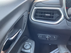 Used 2018  Chevrolet Equinox 4d SUV AWD Premier w&sol;1LZ at Ollenburg Motors near Garner&comma; IA