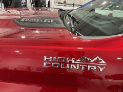 Used 2024  Chevrolet Silverado 2500HD 4WD Crew Cab 159" High Country Gas at Ollenburg Motors near Garner&comma; IA