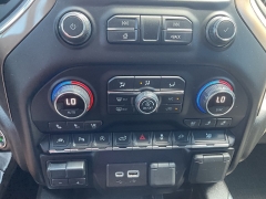 Used 2020  Chevrolet Silverado 1500 4WD Crew Cab High Country at Ollenburg Motors near Garner&comma; IA