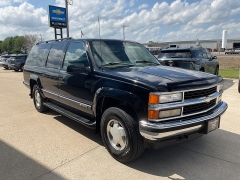Used 1999  Chevrolet Suburban 1500 SUV 4WD LT at Ollenburg Motors near Garner&comma; IA