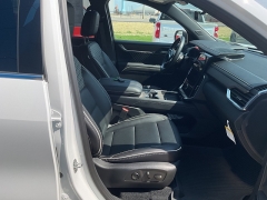 Used 2026  GMC Acadia AWD 4dr Denali at Ollenburg Motors near Garner&comma; IA
