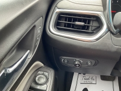 Used 2018  Chevrolet Equinox 4d SUV AWD Premier w&sol;2LZ at Ollenburg Motors near Garner&comma; IA