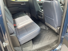 Used 2023  Chevrolet Silverado 1500 4WD Crew Cab 147" High Country at Ollenburg Motors near Garner, IA