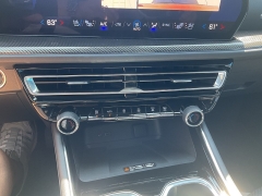 New 2025 Chevrolet Traverse AWD 4dr High Country w/2LZ at Ollenburg Motors near Garner, IA