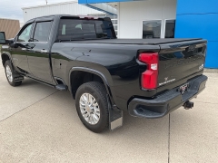 Used 2022 Chevrolet Silverado 3500HD 4WD Crew Cab 159" High Country Dsl at Ollenburg Motors near Garner, IA