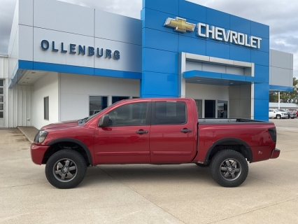 Used 2015 Nissan Titan 4WD Crew Cab PRO-4X at Ollenburg Motors near Garner, IA