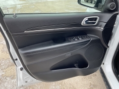 Used 2021  Jeep Grand Cherokee Limited 4x4 at Ollenburg Motors near Garner, IA