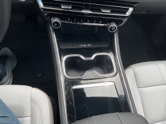 Used 2026  Chevrolet Traverse AWD 4dr High Country w&sol;2LZ at Ollenburg Motors near Garner&comma; IA
