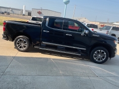 Used 2023  Chevrolet Silverado 1500 4WD Crew Cab 147" High Country at Ollenburg Motors near Garner&comma; IA