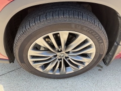 Used 2021 Toyota Highlander Hybrid Platinum AWD at Ollenburg Motors near Garner, IA