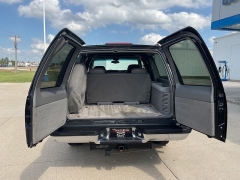 Used 1999  Chevrolet Suburban 1500 SUV 4WD LT at Ollenburg Motors near Garner&comma; IA