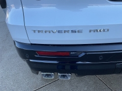 New 2026  Chevrolet Traverse AWD 4dr High Country w&sol;2LZ at Ollenburg Motors near Garner&comma; IA