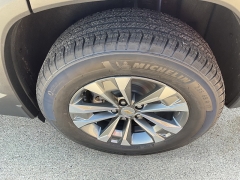 New 2027  Chevrolet Equinox AWD 4dr LT w&sol;2LT at Ollenburg Motors near Garner&comma; IA