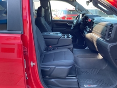 Used 2024  Chevrolet Silverado 1500 4WD Crew Cab 147" LT w&sol;1LT at Ollenburg Motors near Garner&comma; IA