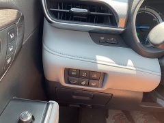 Used 2021 Toyota Highlander Hybrid Platinum AWD at Ollenburg Motors near Garner, IA