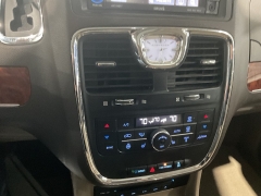 Used 2015  Chrysler Town & Country 4d Wagon Limited Platinum at Ollenburg Motors near Garner&comma; IA