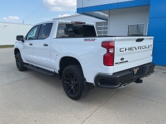 Used 2025  Chevrolet Silverado 1500 4WD Crew Cab 147" LT Trail Boss at Ollenburg Motors near Garner&comma; IA
