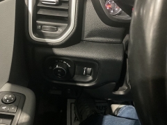 Used 2021  Ram 1500 4WD Big Horn Crew Cab 5'7" Box at Ollenburg Motors near Garner&comma; IA