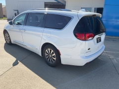 Used 2019 Chrysler Pacifica 4d Wagon Touring L Plus at Ollenburg Motors near Garner, IA