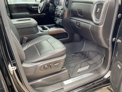 Used 2022 Chevrolet Silverado 3500HD 4WD Crew Cab 159" High Country Dsl at Ollenburg Motors near Garner, IA