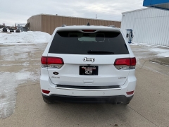 Used 2021  Jeep Grand Cherokee Limited 4x4 at Ollenburg Motors near Garner, IA