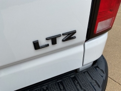 New 2025 Chevrolet Silverado 2500HD 4WD Crew Cab 159" LTZ Gas at Ollenburg Motors near Garner, IA