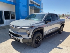New 2025 Chevrolet Silverado EV e4WD Crew Cab Extended Range LT at Ollenburg Motors near Garner, IA