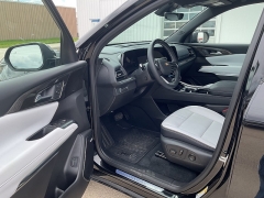 Used 2026  Chevrolet Traverse AWD 4dr High Country w&sol;2LZ at Ollenburg Motors near Garner&comma; IA