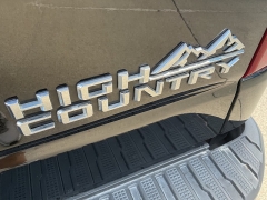 Used 2021 Chevrolet Silverado 1500 4WD Crew Cab 147" High Country at Ollenburg Motors near Garner, IA
