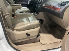 Used 2015  Chrysler Town & Country 4d Wagon Limited Platinum at Ollenburg Motors near Garner&comma; IA