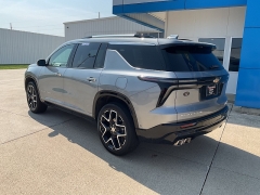 Used 2026  Chevrolet Traverse AWD 4dr High Country w&sol;2LZ at Ollenburg Motors near Garner&comma; IA