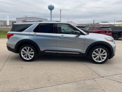 Used 2023  Ford Explorer Platinum 4WD at Ollenburg Motors near Garner&comma; IA