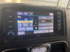 Used 2015  Chrysler Town & Country 4d Wagon Limited Platinum at Ollenburg Motors near Garner&comma; IA