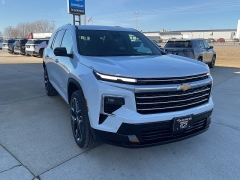 New 2026  Chevrolet Traverse AWD 4dr High Country w&sol;2LZ at Ollenburg Motors near Garner&comma; IA